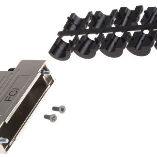 Calotta D-Sub Amphenol Communications Solutions in Zinco pressofuso, 50 vie, calotta D